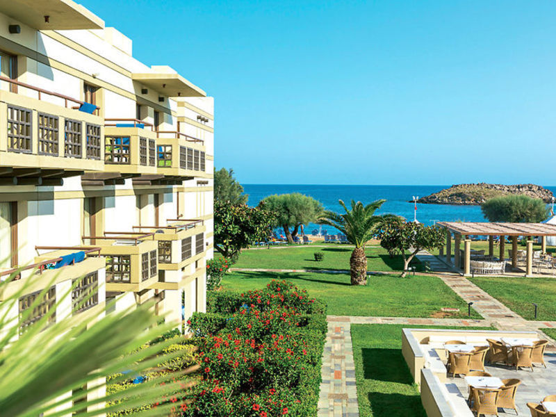 Iti Meli Palace