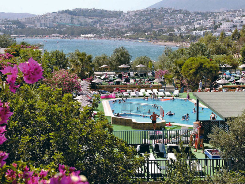 Jasmin Beach