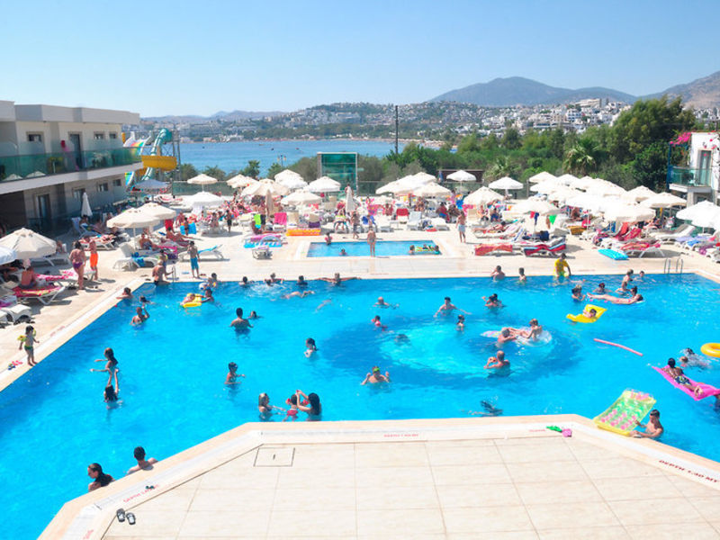 Jasmin Beach
