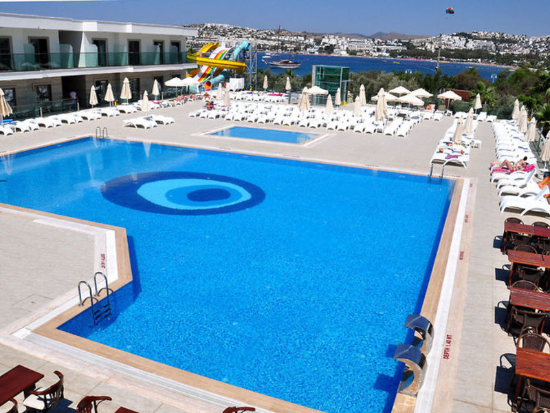 Jasmin Beach