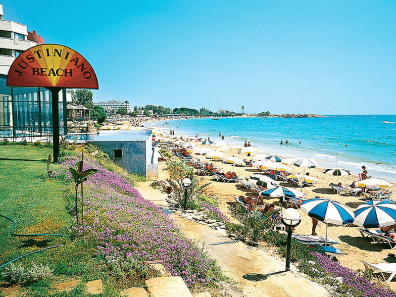 Justiniano Beach