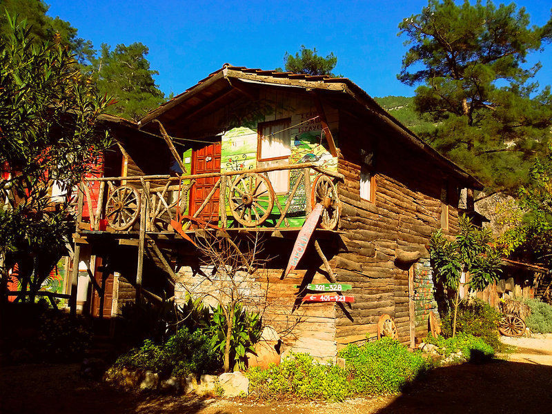 Kadirs Tree Houses