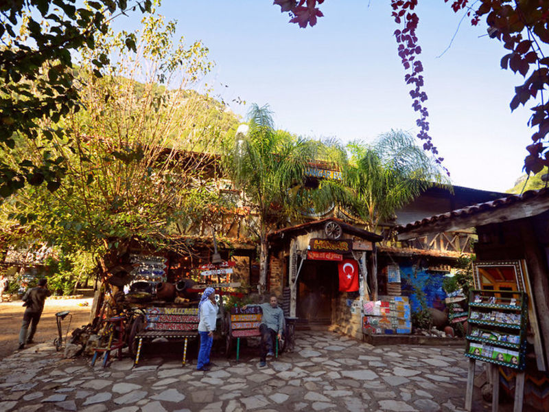 Kadirs Tree Houses