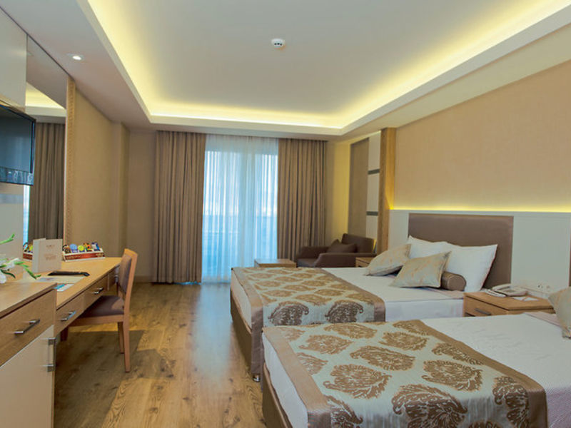 Kahya Resort & Aqua