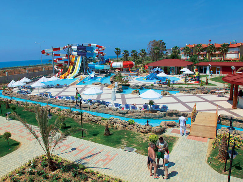 Kahya Resort & Aqua