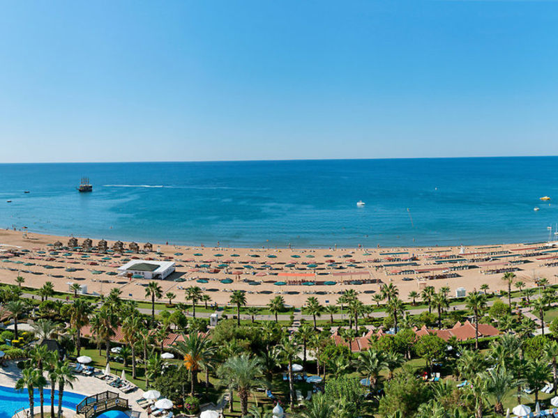 Kamelya Holiday Village