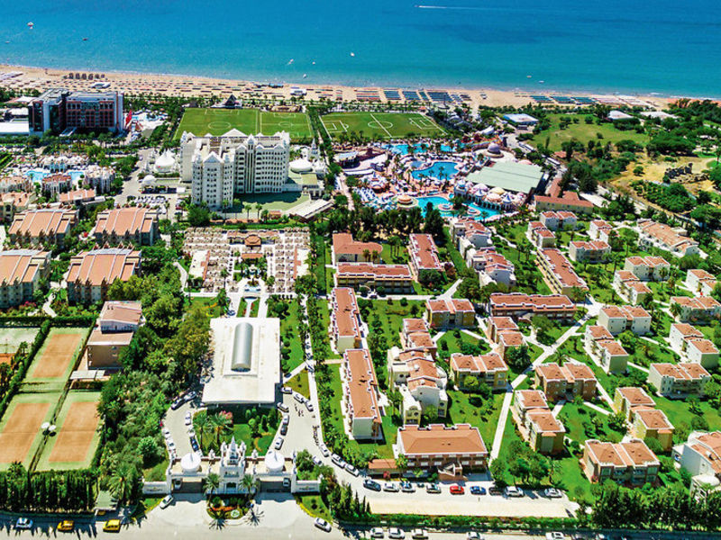 Kamelya Holiday Village