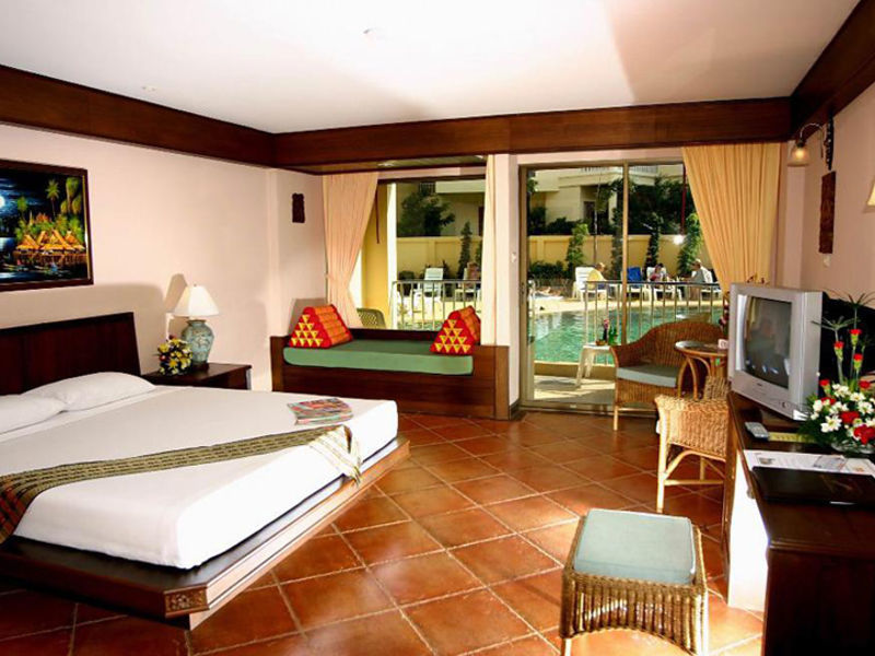 Karon Sea Sands Resort & Spa