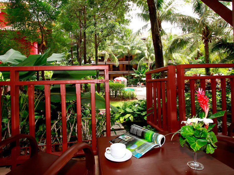 Kata Palm Beach Resort & Spa