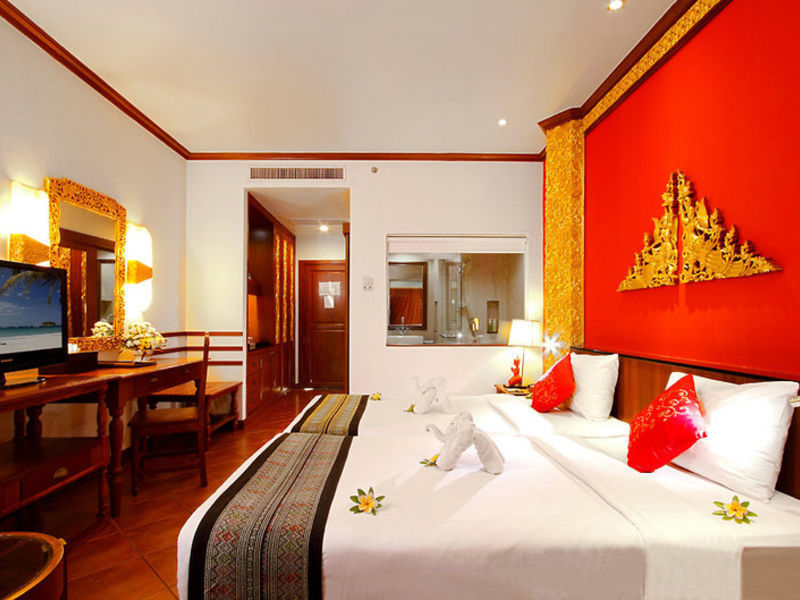 Kata Palm Beach Resort & Spa