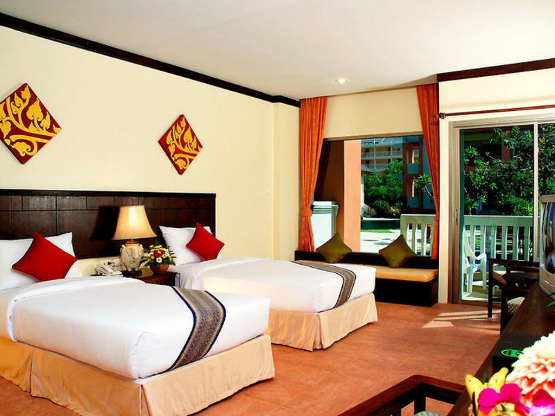 Kata Sea Breeze Resort