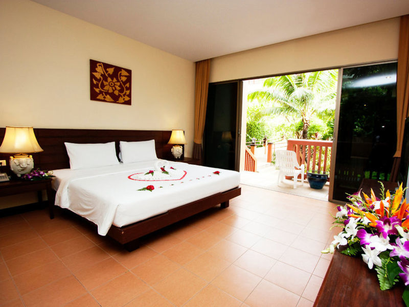 Kata Sea Breeze Resort