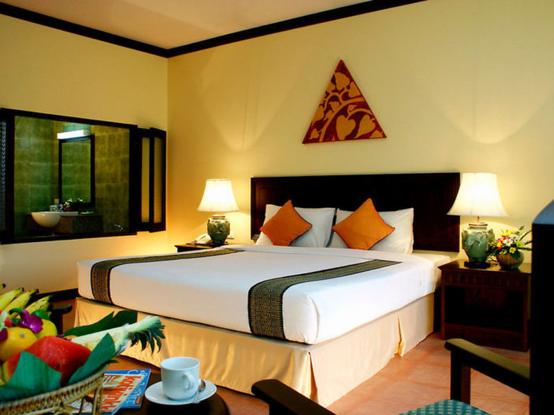 Kata Sea Breeze Resort