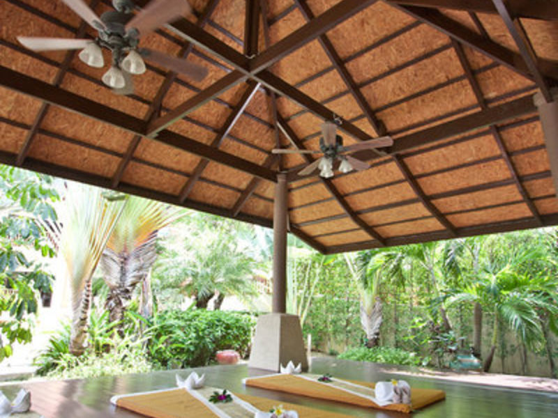Kata Sea Breeze Resort