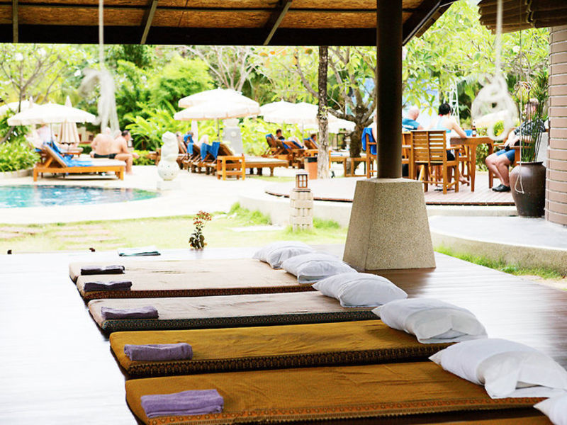 Kata Sea Breeze Resort