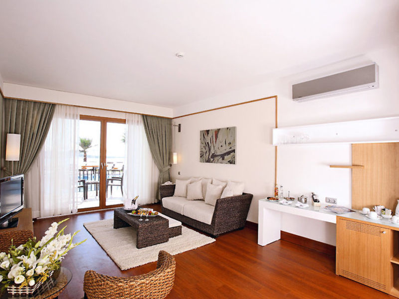 Kefaluka Resort