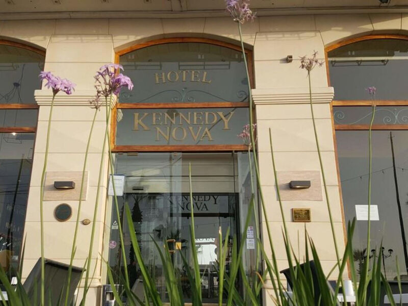 Kennedy Nova