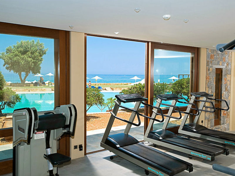 Kernos Beach Hotel & Bungalows