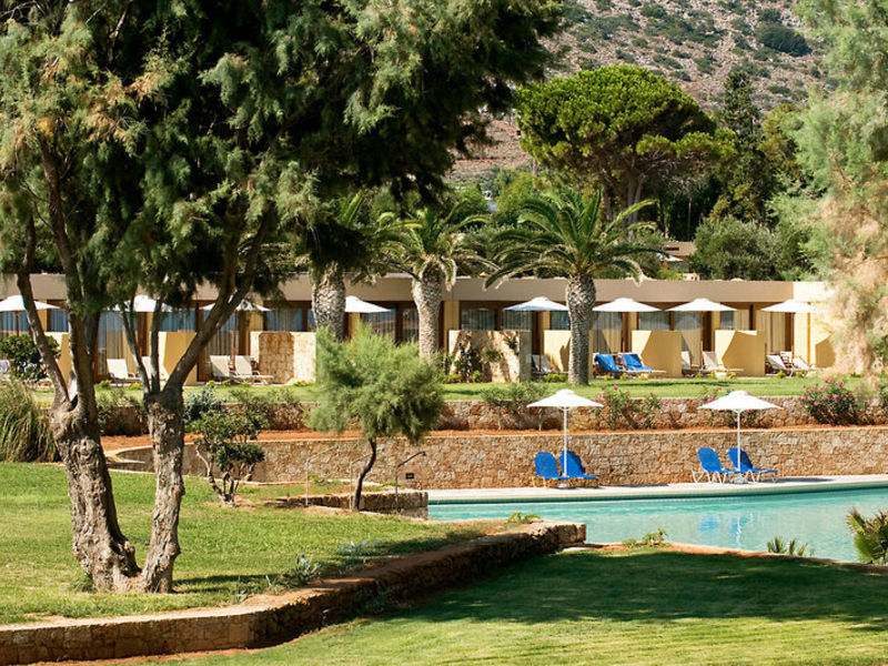 Kernos Beach Hotel & Bungalows