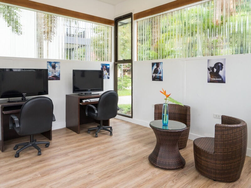 Khao Lak Emerald Beach Resort &Amp; Spa