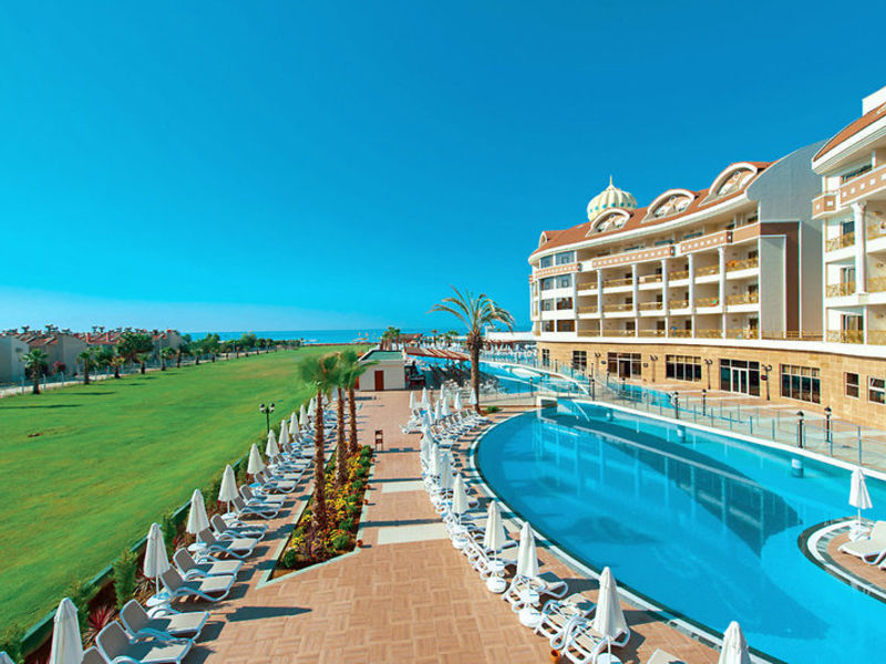Kirman Belazur Resort & SPA