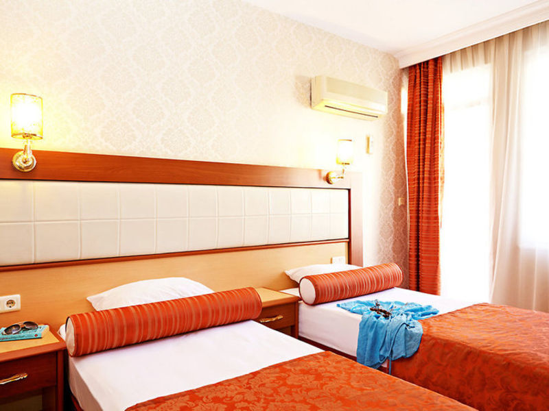 Kleopatra Dreams Beach