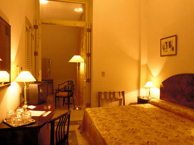 Kolonial - Hotel Ambos Mundos