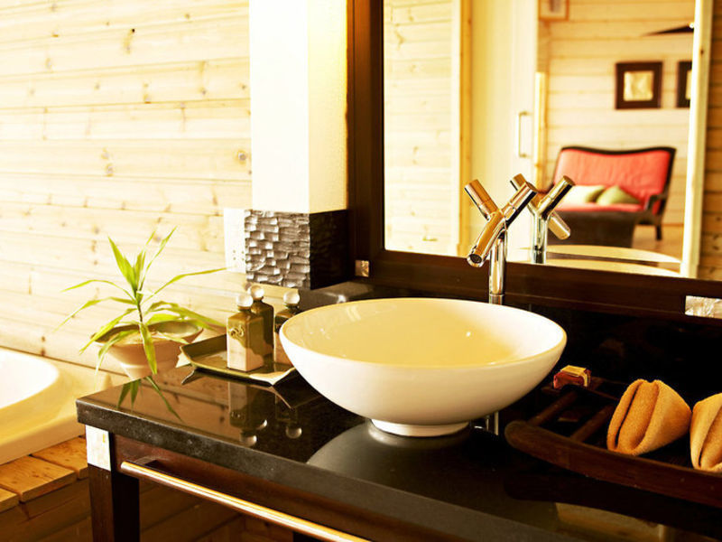 Komandoo Island Resort