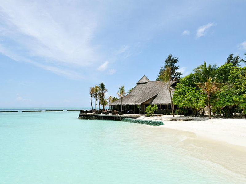 Komandoo Island Resort
