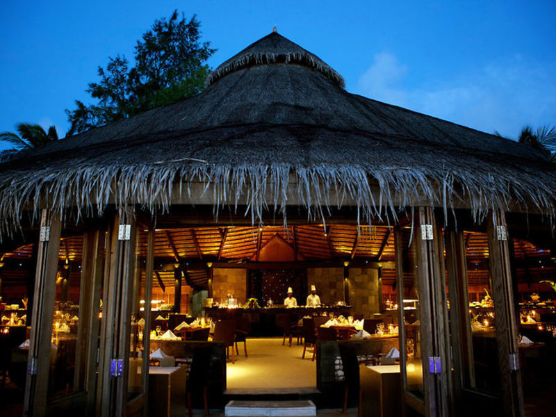 Komandoo Island Resort