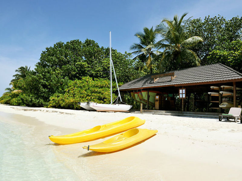 Komandoo Island Resort