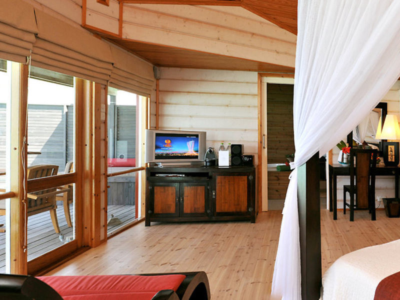 Komandoo Island Resort