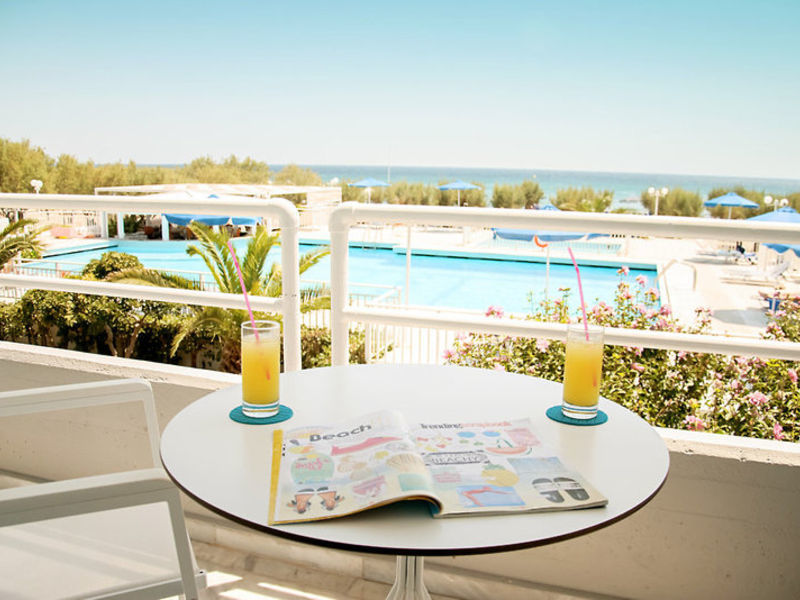 Kouros Bay