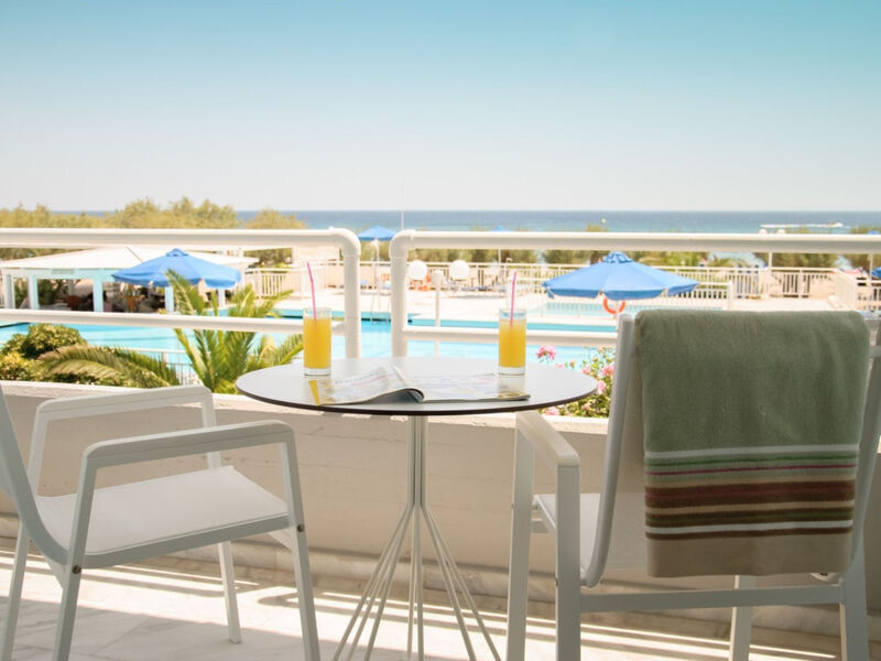 Kouros Seasight Resort