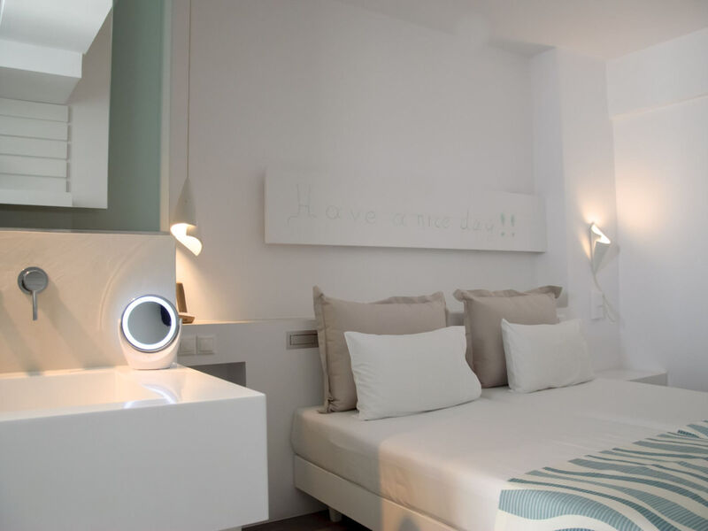 Kouros Seasight Resort