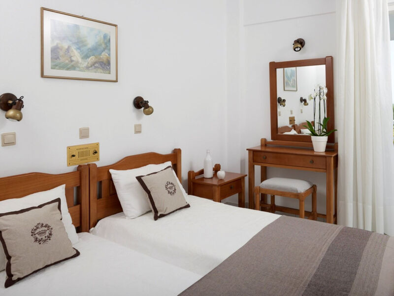 Kouros Seasight Resort