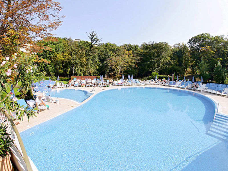 Kristal, Hotel