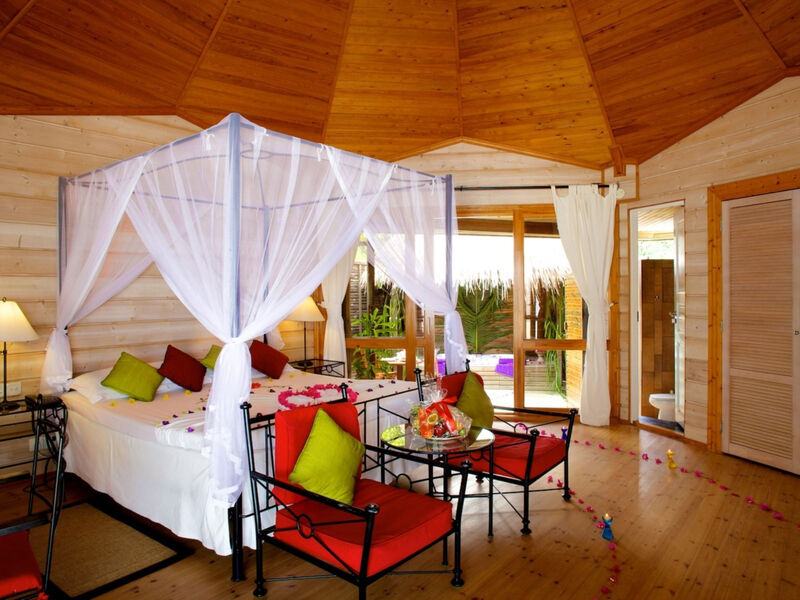Kuredu Island Resort &Amp; Spa