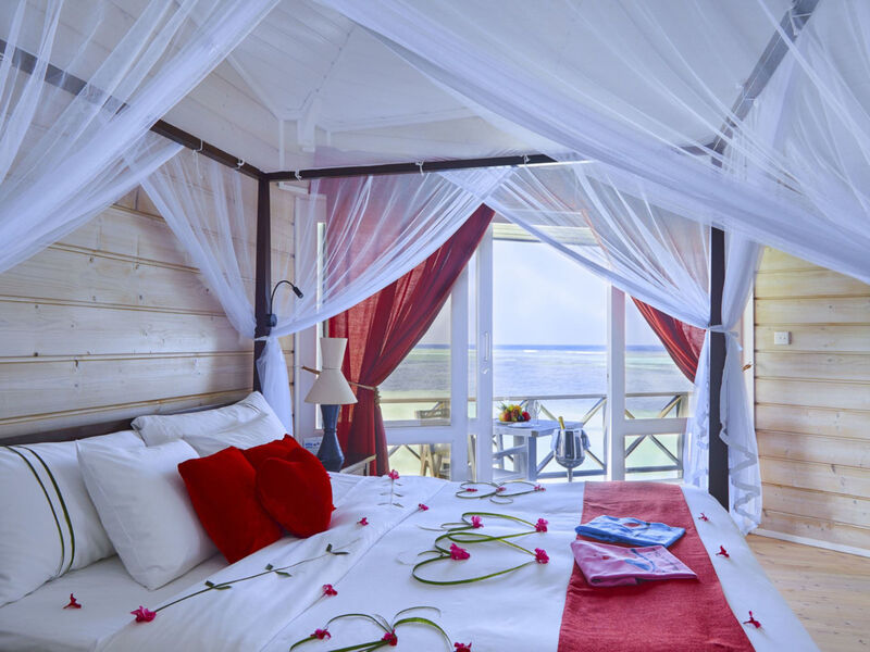 Kuredu Island Resort &Amp; Spa