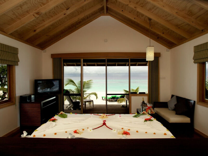 Kuredu Island Resort &Amp; Spa