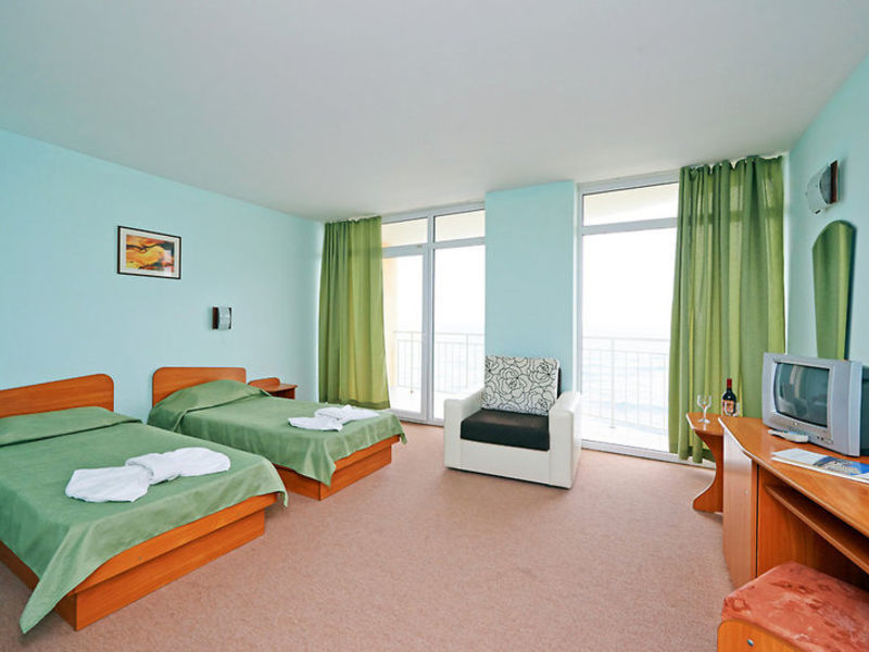 Kurhotel Pomorie Beach