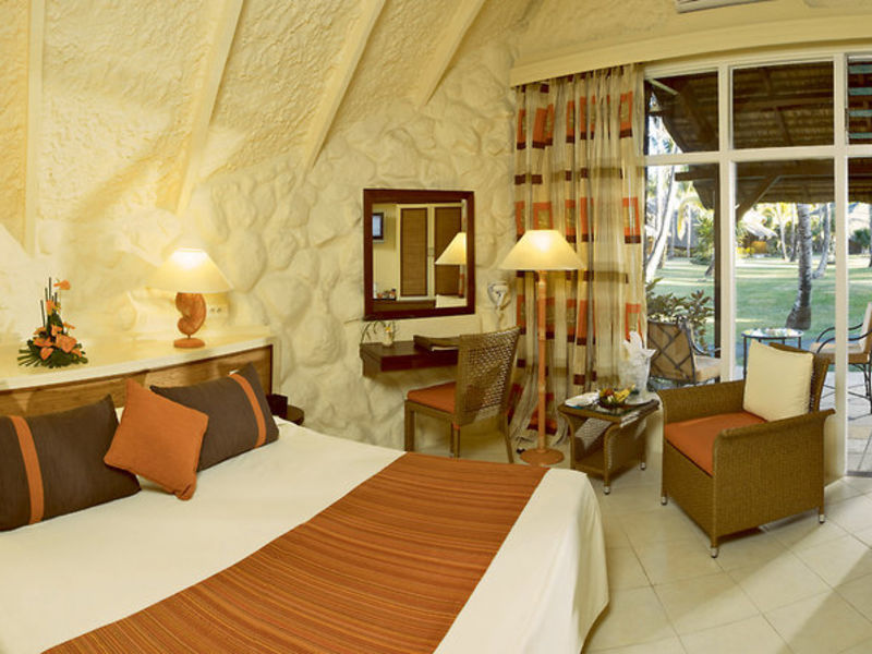 La Pirogue Honeymoon