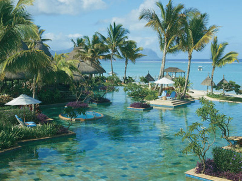 La Pirogue Honeymoon