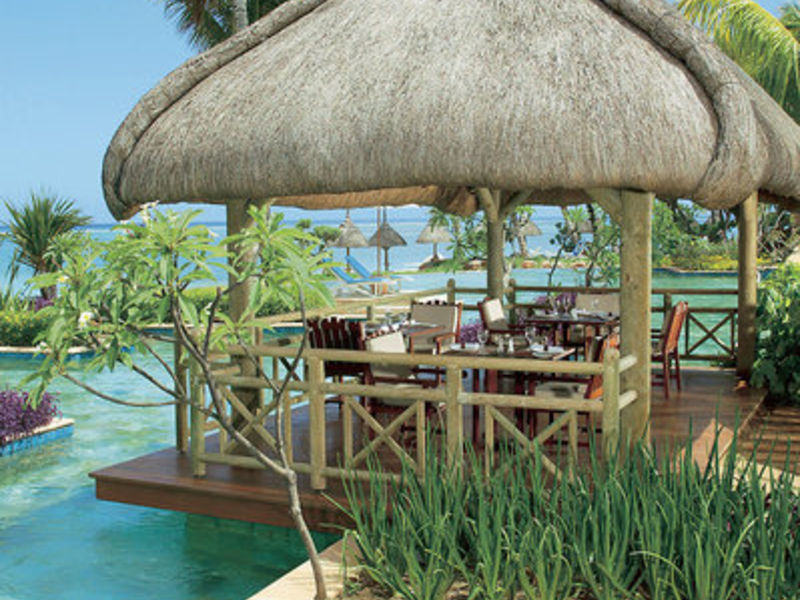 La Pirogue Honeymoon