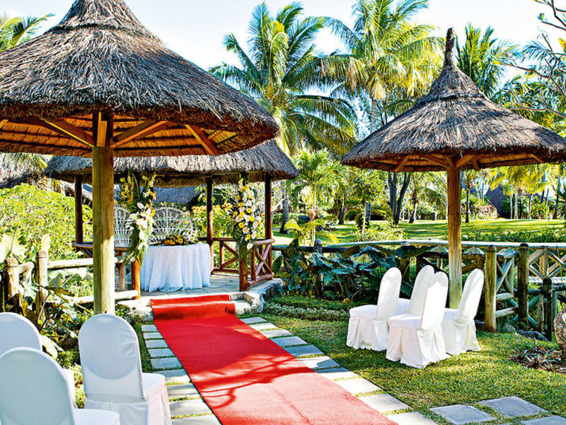 La Pirogue Resort & Spa
