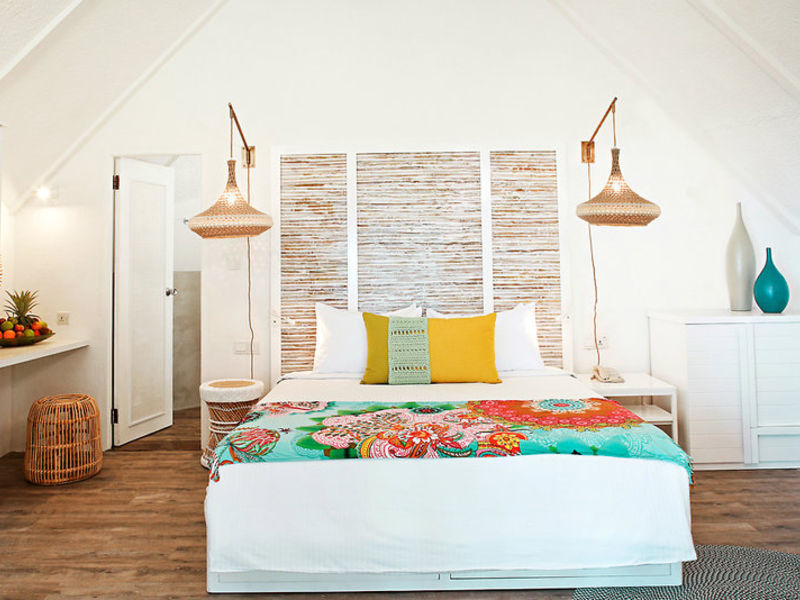 La Pirogue Resort & Spa
