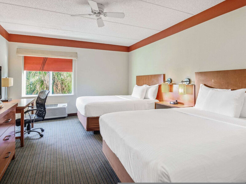 La Quinta Inn &Amp; Suites Miami Cutler Ridge