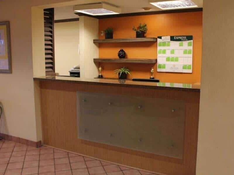 La Quinta Inn &Amp; Suites Miami Cutler Ridge