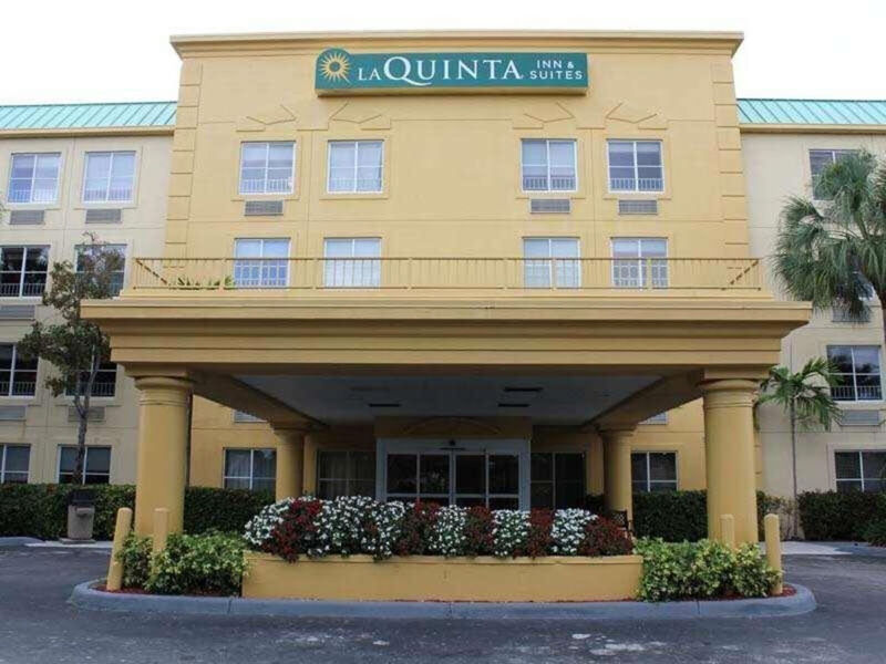 La Quinta Inn &Amp; Suites Miami Cutler Ridge