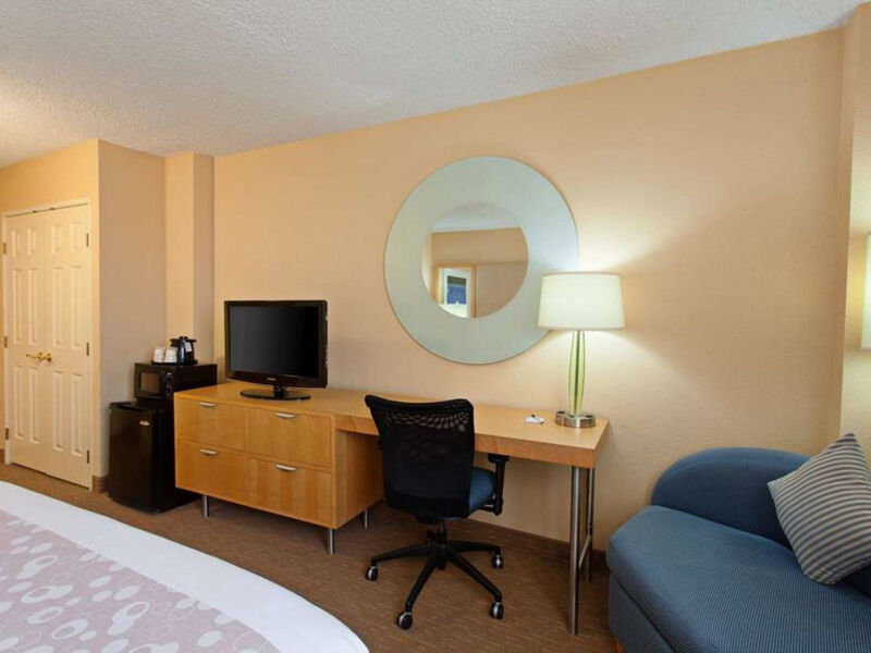 La Quinta Inn And Suites At Lax